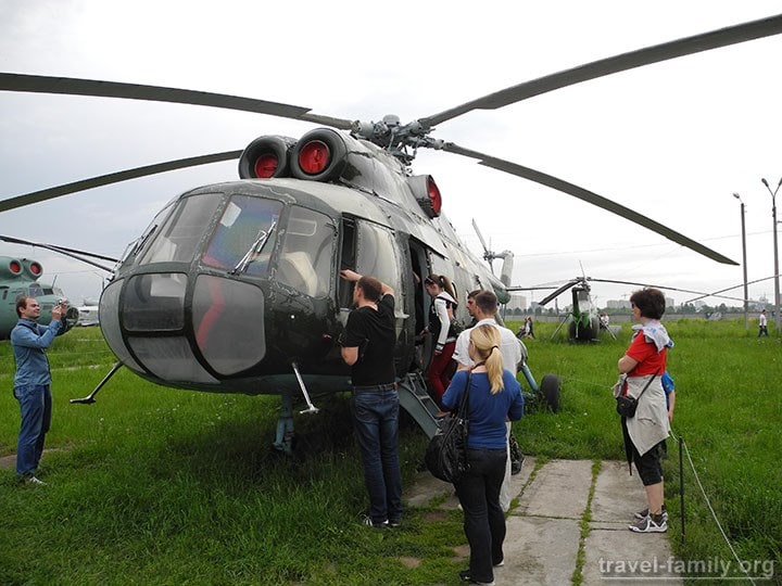 Куда пойти с ребенком в Киеве: Наша прогулка в музее авиации.