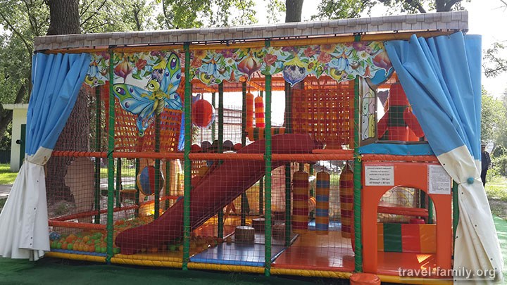 Отдых с детьми в Ирпене: парк "Дубки"
