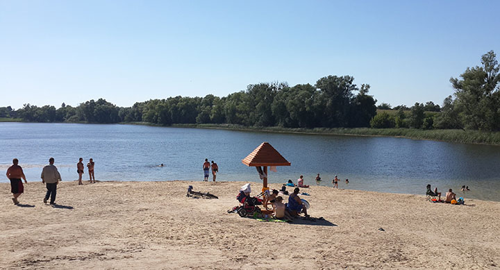 Где отдохнуть на речке в Житомирской области: новый пляж в Квитневом недалеко от Попельни
