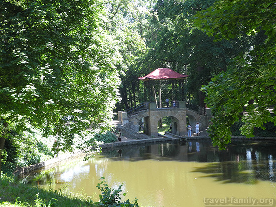 Куда поехать недалеко от Киева: парк "Александрия"