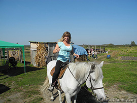 Обучение верховой езде в селе Феневичи для детей и взрослых недалеко от Киева
