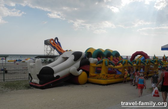 Развлечения для детей на пляже в Скадовске
