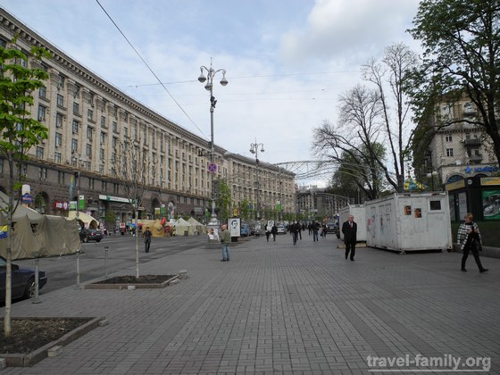 Майдан в Киеве в апреле 2014