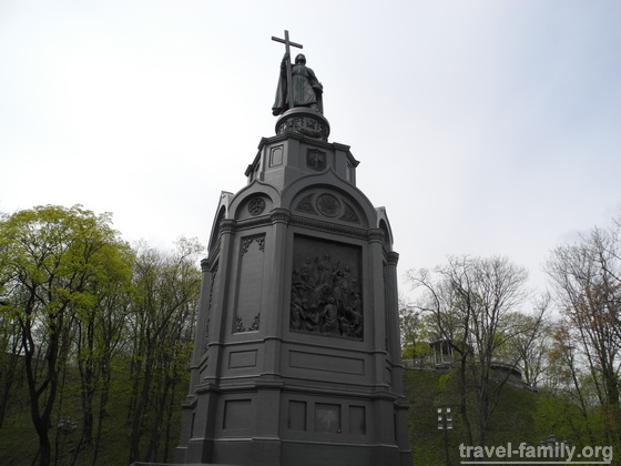 Прогулки в Киеве: памятник Владимиру Великому