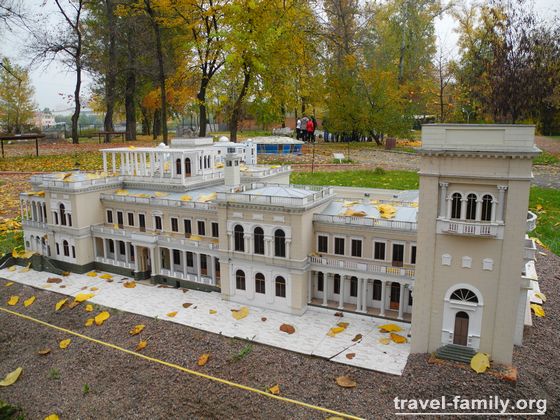 Парк "Киев в миниатюре": "Ливадийский дворец"