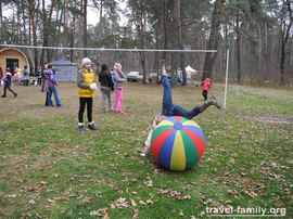 Бучанский городской парк: развлечения для детей в веровочном парке