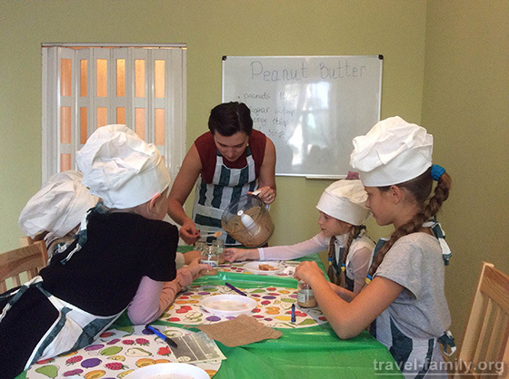 Cooking club в Грин Кантри: клуб английского языка в киеве для детей